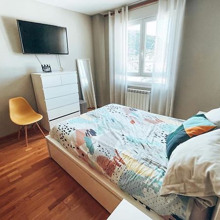 Apartamento Cemba ポンフェラダ エクステリア 写真